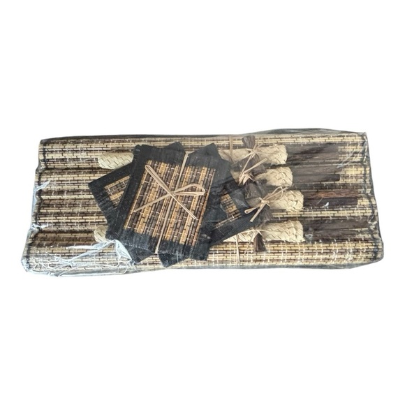 $5 ADD ON NEW Oriental Bamboo Dining Set of 4 Including Placemats And Utensils - Picture 1 of 3